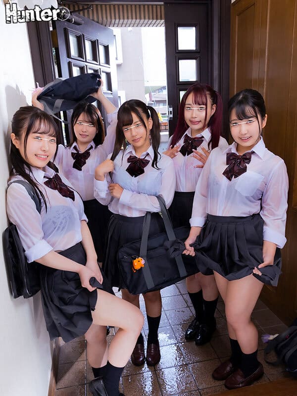 หนังav เพื่อนของน้องสาวมาหลบฝนที่บ้าน 5 คน HUNTB-699 3
