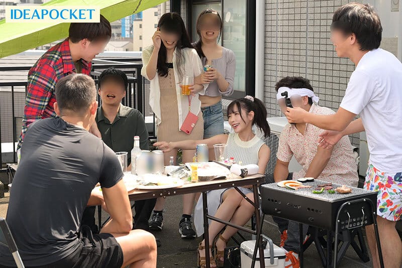 หนังโป๊av แฟนโดนรุมเย็ดในงานปาร์ตี้เซ็กส์บาร์บีคิว IPZZ-246 3