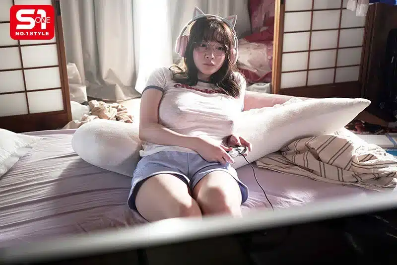 หนังโป้ พาพี่สาวสุดเนิร์ดเปิดโลกเสียว OFES-046 1