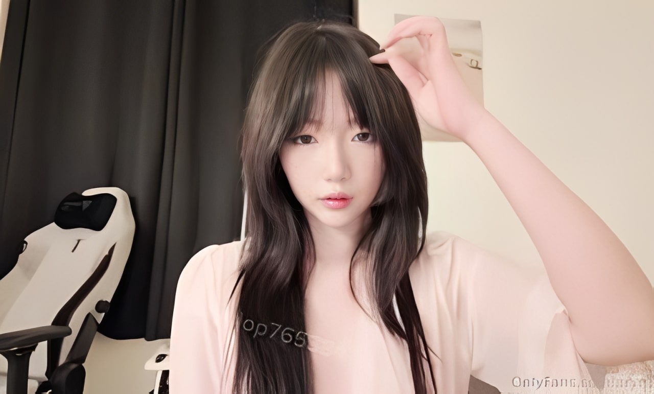 หนังโป๊ สาวเวียดนามสุดเอ็กซ์ aryminhảyminhpupu
